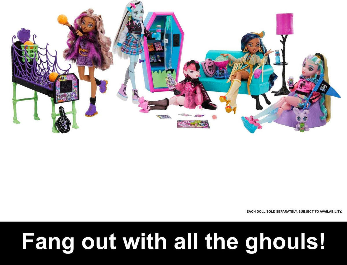 Monster High Playset with Doll House Furniture, 2 Pets & Accessories Q933147